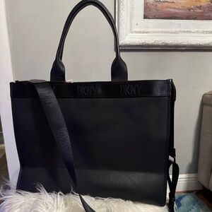 DKNY TOTE BAG -NWT -Black